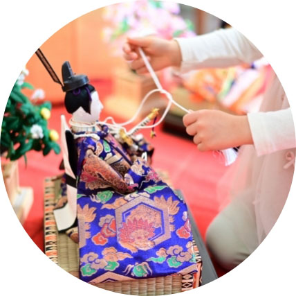時代とともに移り変わる雛祭りイメージ