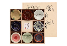香典返しにふさわしい品(陶器のイメージ)